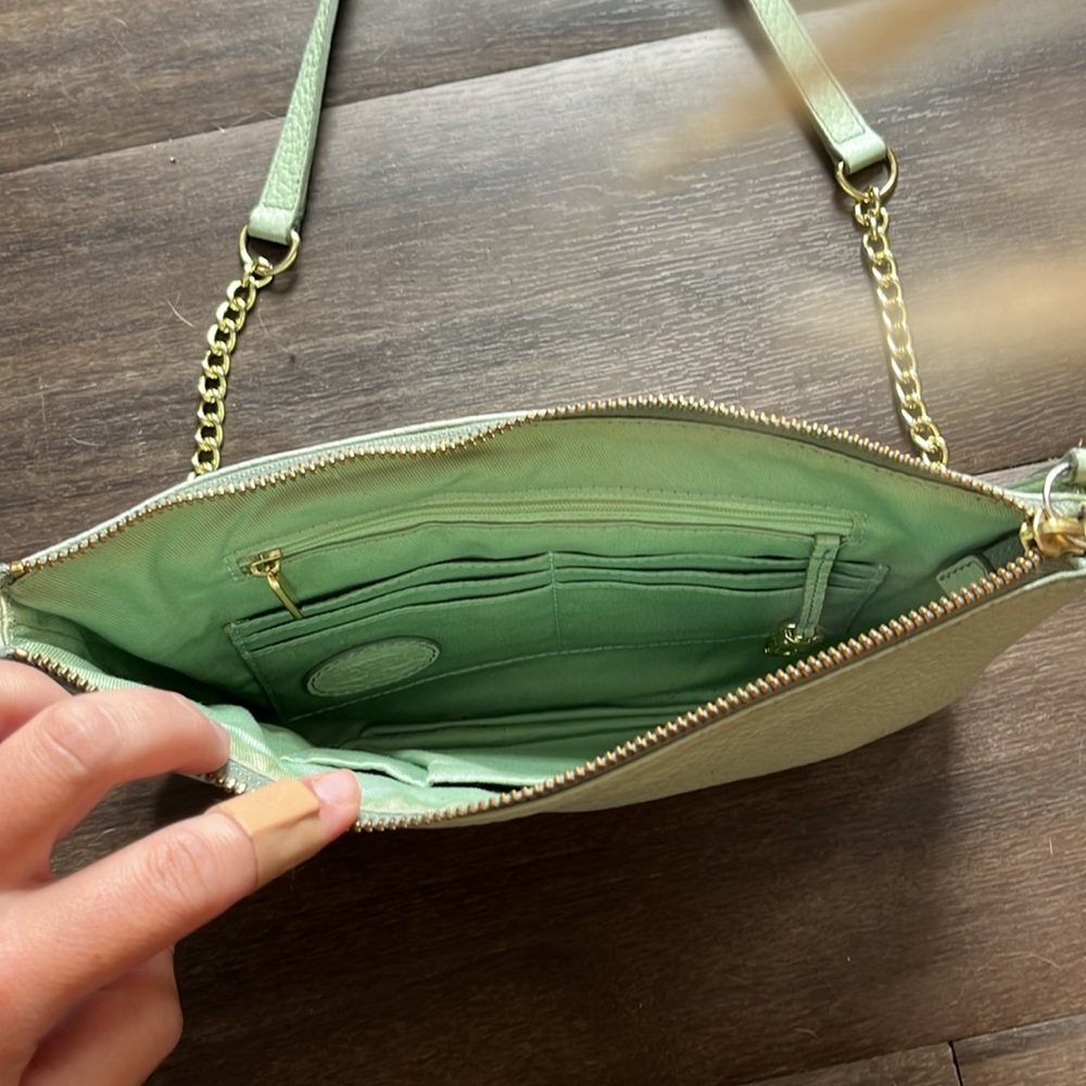 Fossil Sydney Crossbody with Chain Strap - Picture 3 of 9